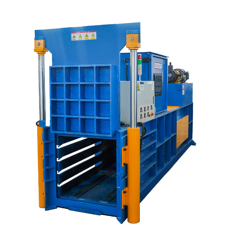 Large volume baler