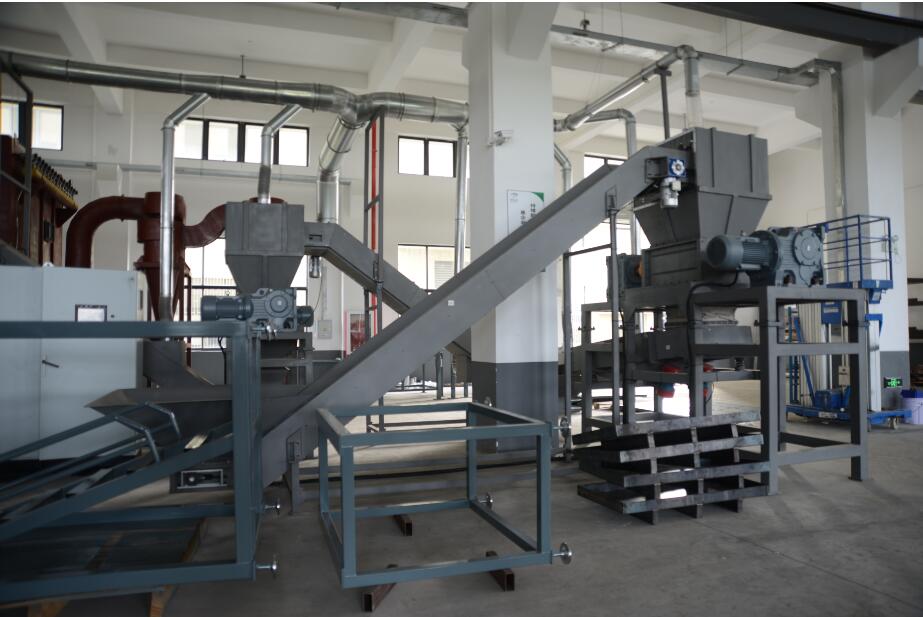 Industrial Toner Cartridge Recycling Line with separate ferrous metal and non-ferrous metals and plastics (500 - 800kg/hr)