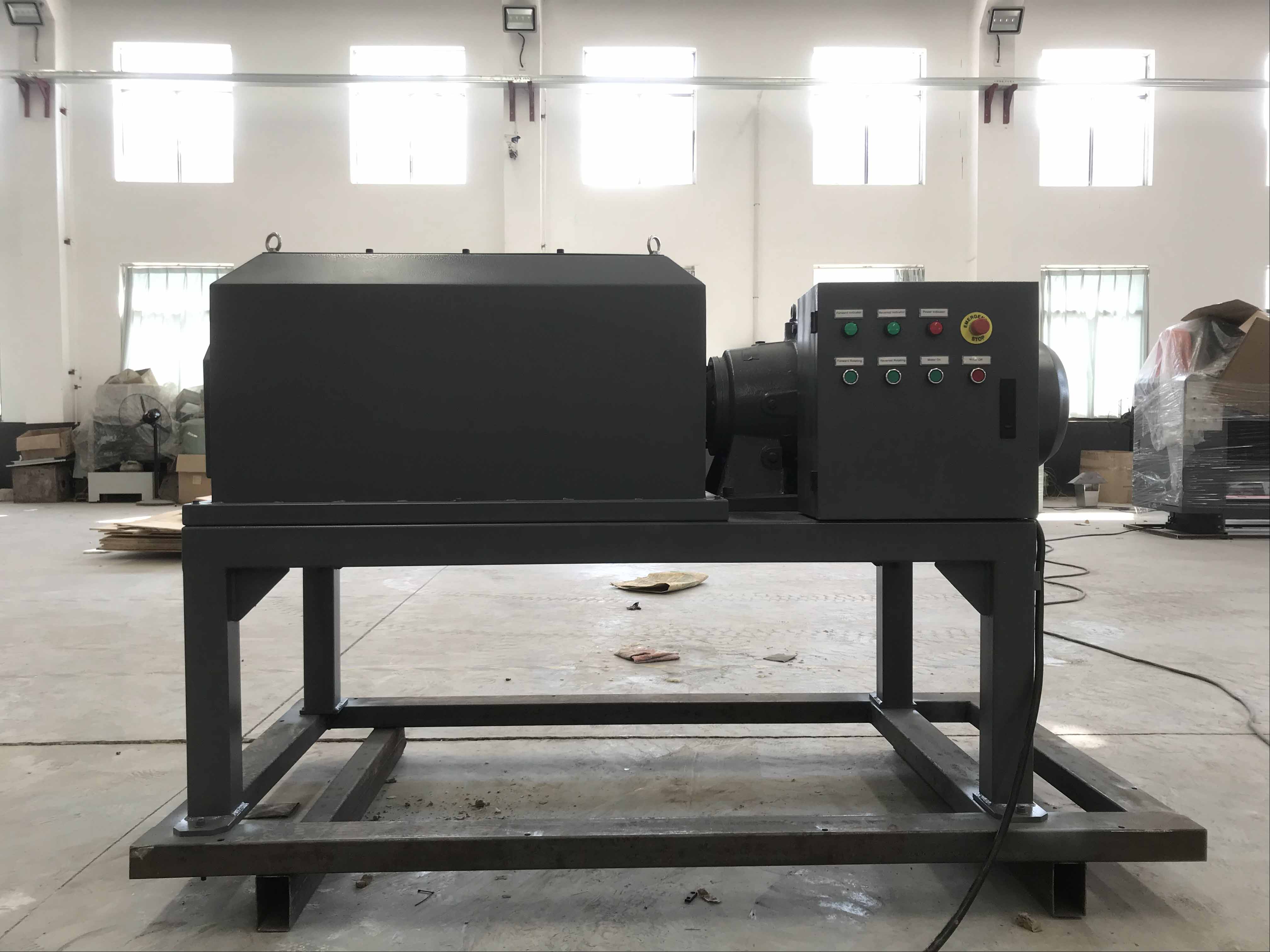 Use And Maintenance Of Shredder