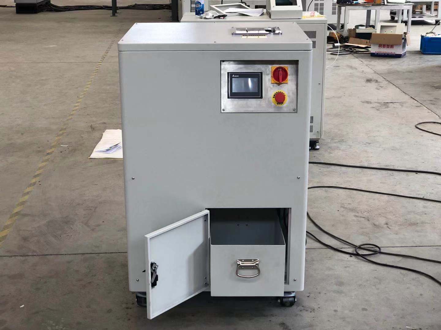 7fc40c225608e7c69f03ba3863a8c2a